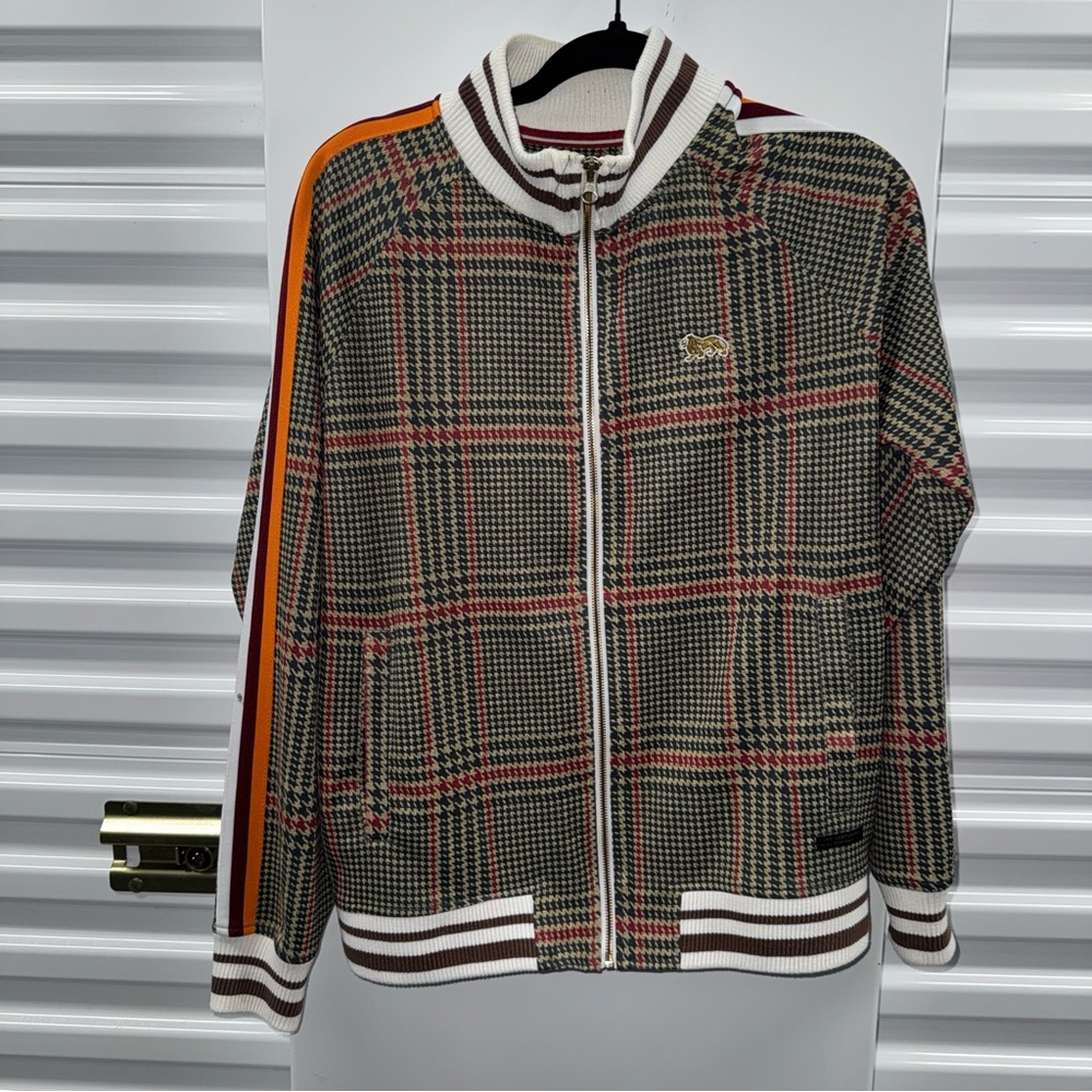 ISDA Men's Checkered Jacket and Sweatpants